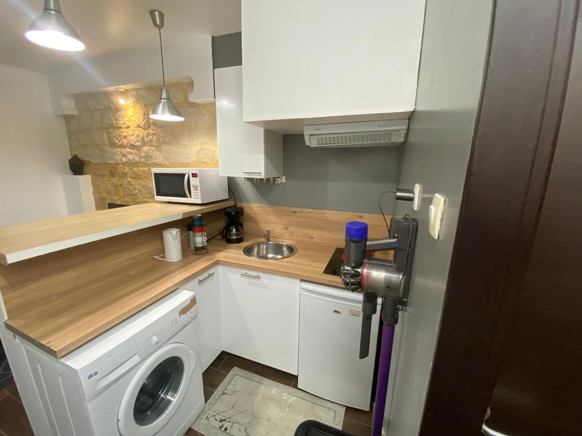 Agreable Appartement In Montmartre Paris Ngoại thất bức ảnh