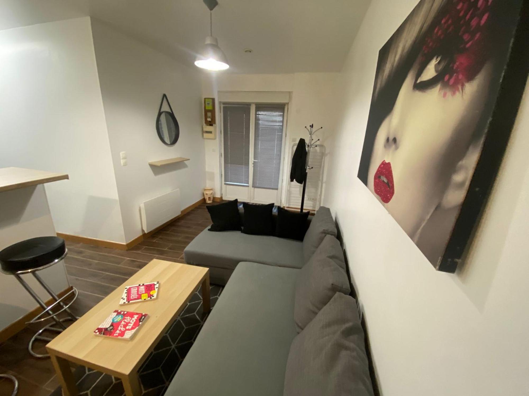 Agreable Appartement In Montmartre Paris Ngoại thất bức ảnh
