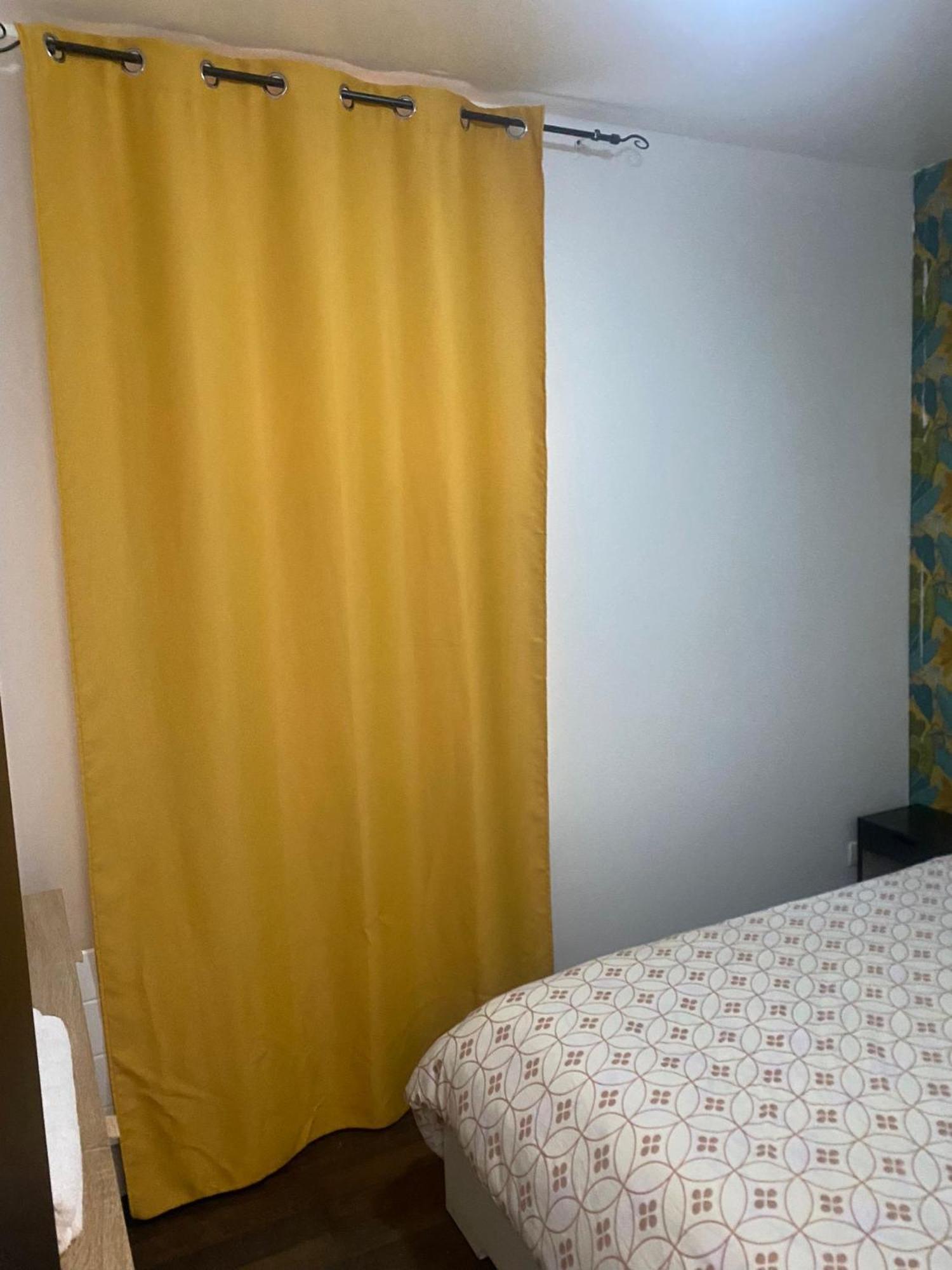 Agreable Appartement In Montmartre Paris Ngoại thất bức ảnh